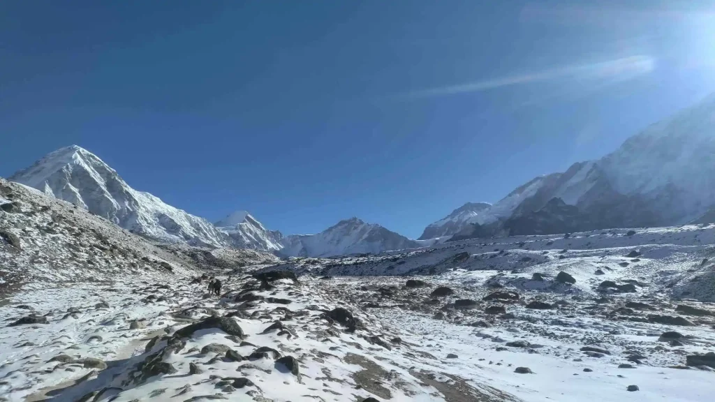 nuptse mountain seen on the everest base camp trek