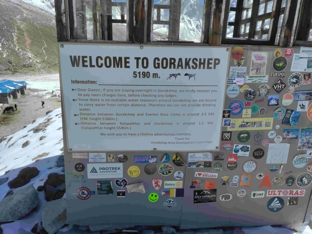 gorakshep village