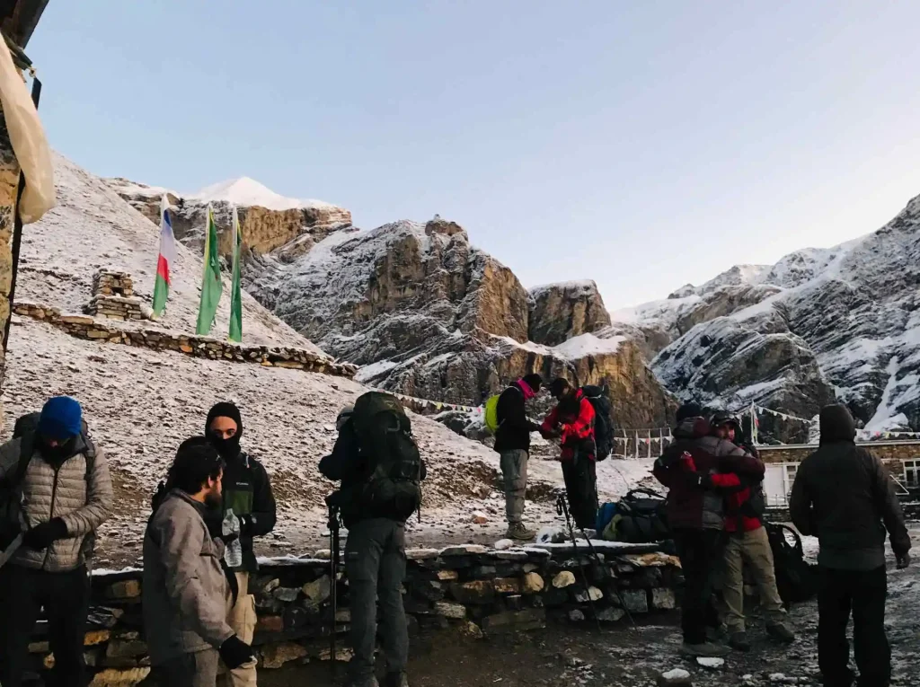 trekkers preparing for the Thorang La Pass